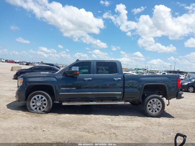 45304323 :رقم المزاد ، 1GT12UEY0JF207376 vin ، 2018 Gmc Sierra 2500hd Denali مزاد بيع