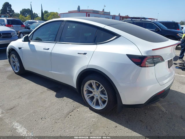 Aukcja sprzedaży 2022 Tesla Model Y Long Range Dual Motor All-wheel Drive, vin: 7SAYGDEE5NF332330, numer aukcji: 45304326