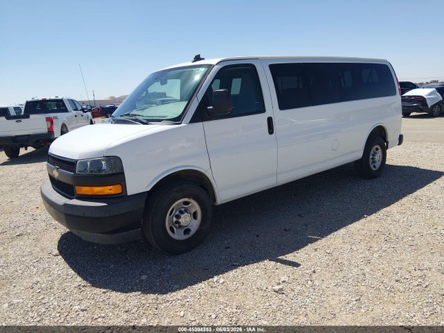 Chevrolet Express 3500 Ls 2019 1GAZGNFG9K1355128 Image 2