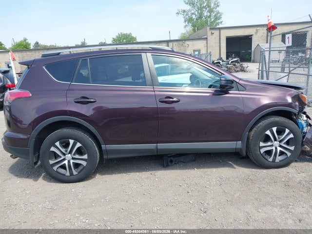 2017 Toyota Rav4 Le მანქანა იყიდება აუქციონზე, vin: 2T3BFREV3HW545701, აუქციონის ნომერი: 45304361