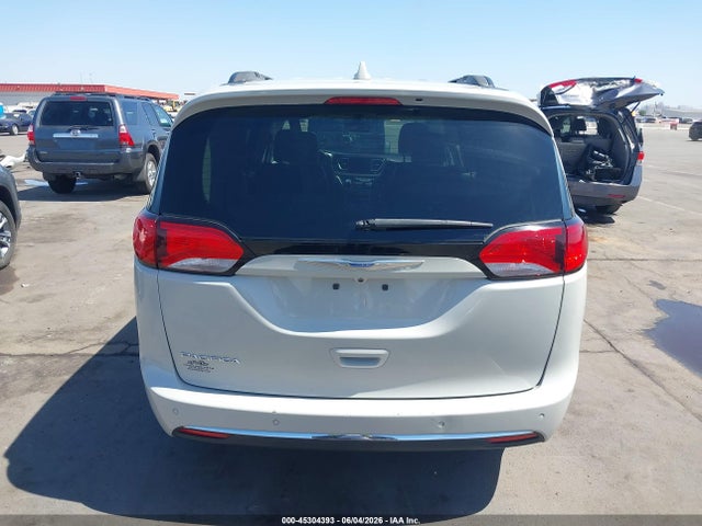 Chrysler Pacifica Touring-l 2017 2C4RC1BG8HR764792 Image 17