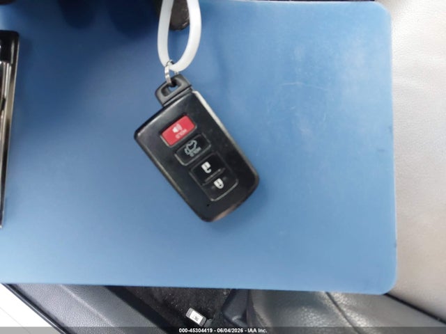 45304419 :رقم المزاد ، JTMYFREV1EJ005963 vin ، 2014 Toyota Rav4 Limited مزاد بيع