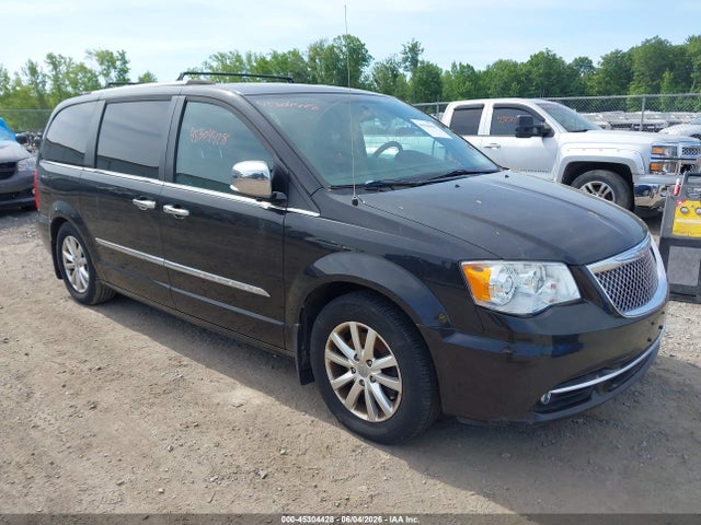 Auction sale of the 2015 Chrysler Town & Country Limited Platinum, vin: 2C4RC1GG5FR708637, lot number: 45304428