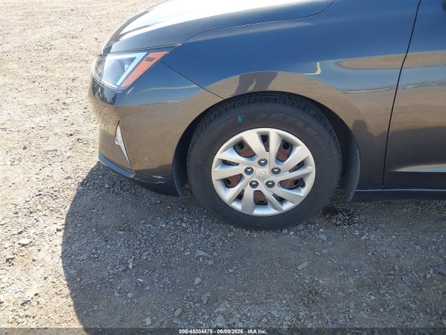 Hyundai ELANTRA SE 2020 5NPD74LF4LH603111 Image 16
