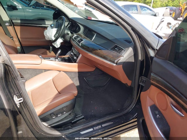 45304498 :رقم المزاد ، WBASN4C55AC209353 vin ، 2010 Bmw 550i Gran Turismo مزاد بيع