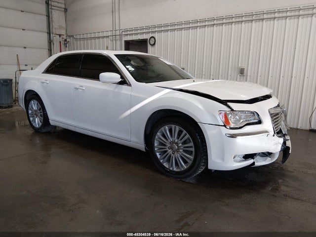 2014 Chrysler 300 მანქანა იყიდება აუქციონზე, vin: 2C3CCARG0EH306214, აუქციონის ნომერი: 45304539