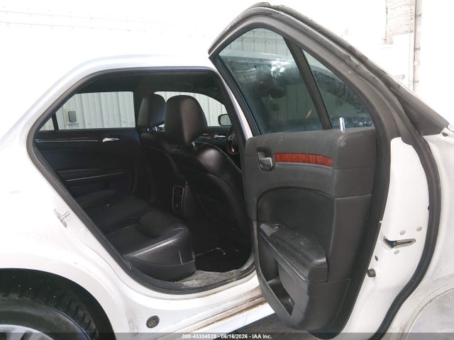 45304539 :رقم المزاد ، 2C3CCARG0EH306214 vin ، 2014 Chrysler 300 مزاد بيع