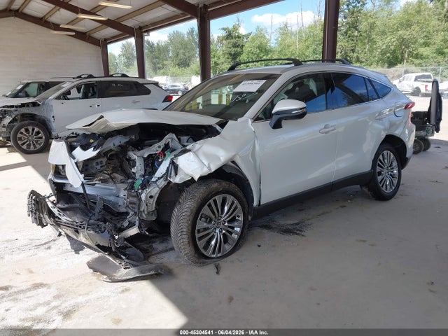 Toyota Venza Xle 2023 JTEAAAAHXPJ126894 Image 2