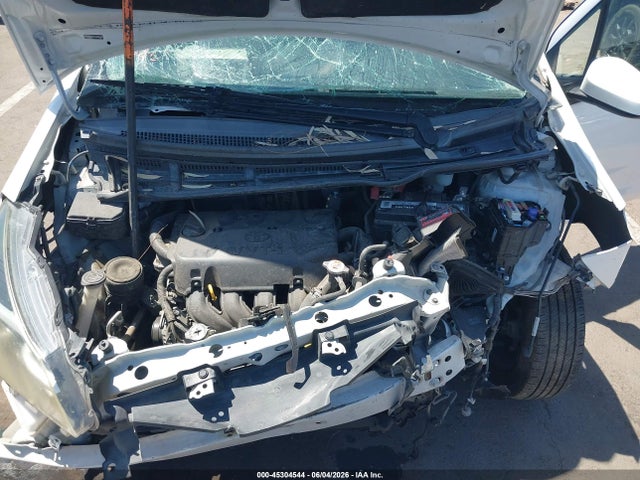 VNKKTUD34HA084980 Toyota YARIS L