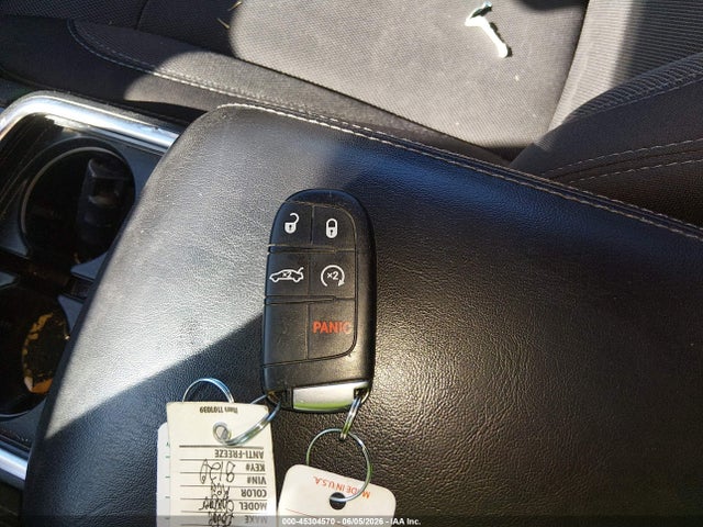 45304570 :رقم المزاد ، 2C3CDXBG5FH768120 vin ، 2015 Dodge Charger Se مزاد بيع