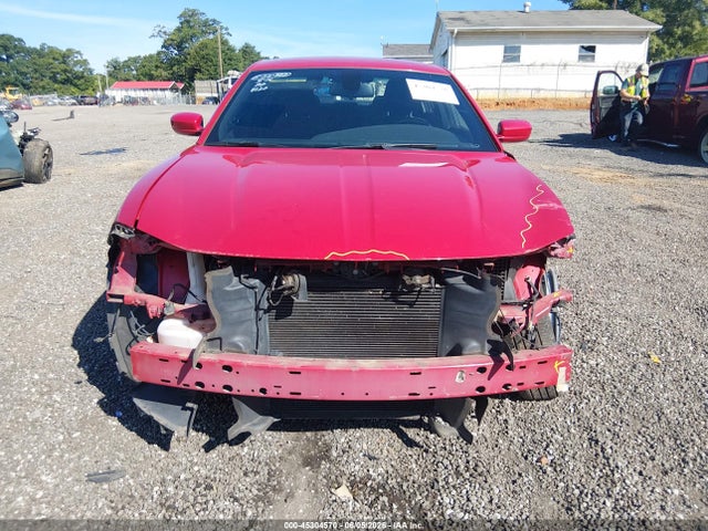 45304570 :رقم المزاد ، 2C3CDXBG5FH768120 vin ، 2015 Dodge Charger Se مزاد بيع