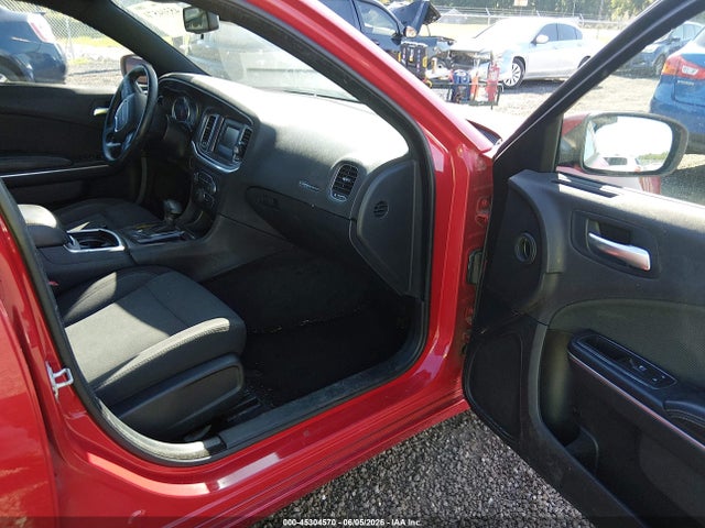45304570 :رقم المزاد ، 2C3CDXBG5FH768120 vin ، 2015 Dodge Charger Se مزاد بيع