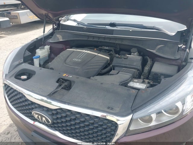5XYPGDA55GG077026 KIA Sorento 3.3l Lx