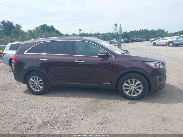 5XYPGDA55GG077026 KIA Sorento 3.3l Lx