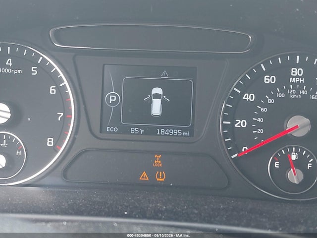 5XYPGDA55GG077026 KIA Sorento 3.3l Lx