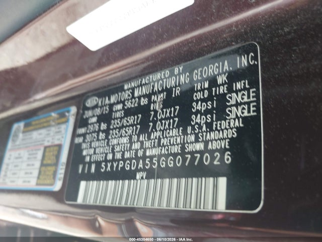 5XYPGDA55GG077026 KIA Sorento 3.3l Lx