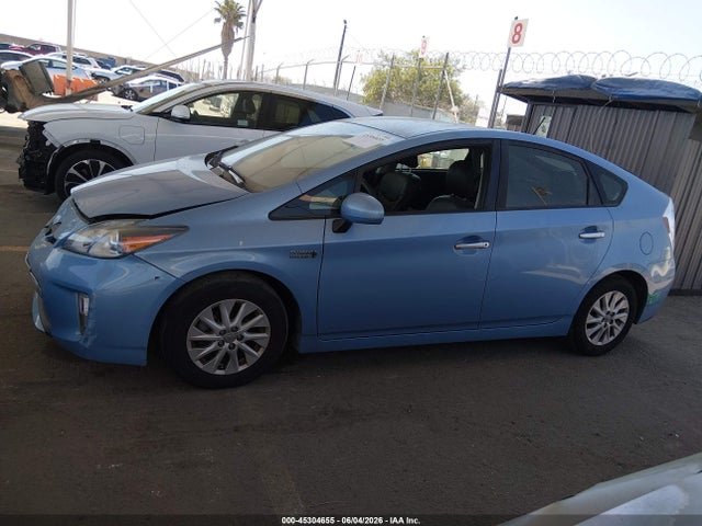 Toyota PRIUS PLUG-IN 2015 JTDKN3DP9F3073636 Image 16