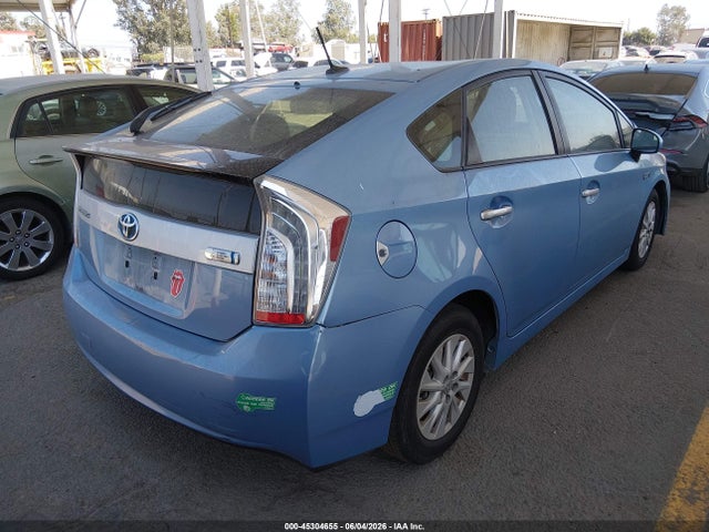 Toyota PRIUS PLUG-IN 2015 JTDKN3DP9F3073636 Image 4