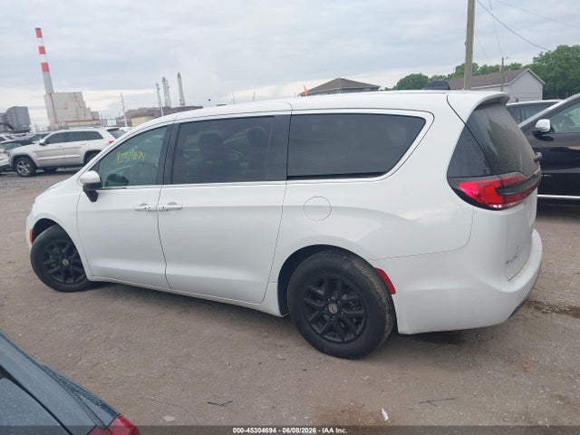 Aukcja sprzedaży 2023 Chrysler Pacifica Touring L, vin: 2C4RC1BG3PR536519, numer aukcji: 45304694