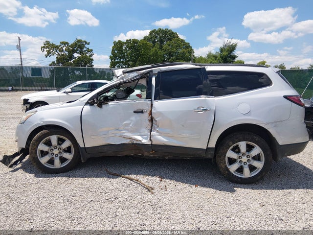 45304695 :رقم المزاد ، 1GNKRGKD7GJ317096 vin ، 2016 Chevrolet Traverse 1lt مزاد بيع