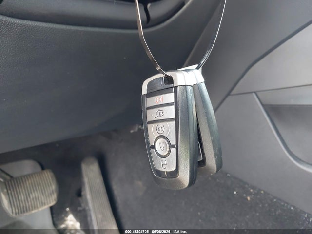 Продажа на аукционе авто 2020 Ford Explorer Xlt, vin: 1FMSK8DH3LGB40097, номер лота: 45304705