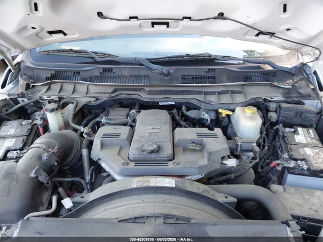 45304708 :رقم المزاد ، 3C7WRMAL9GG292157 vin ، 2016 Ram 5500 Chassis Tradesman/slt مزاد بيع
