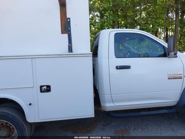 45304708 :رقم المزاد ، 3C7WRMAL9GG292157 vin ، 2016 Ram 5500 Chassis Tradesman/slt مزاد بيع