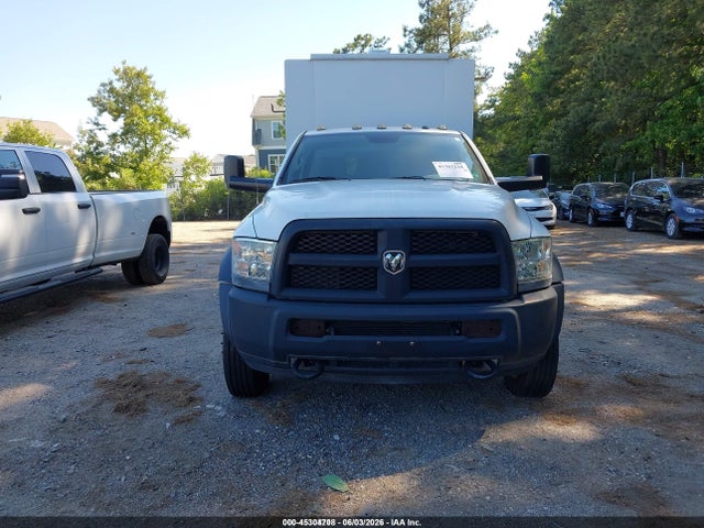 45304708 :رقم المزاد ، 3C7WRMAL9GG292157 vin ، 2016 Ram 5500 Chassis Tradesman/slt مزاد بيع