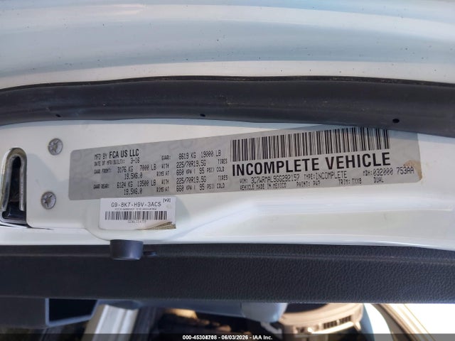 45304708 :رقم المزاد ، 3C7WRMAL9GG292157 vin ، 2016 Ram 5500 Chassis Tradesman/slt مزاد بيع
