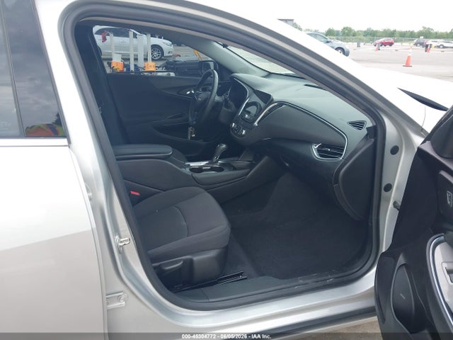 1G1ZE5ST0HF218244 Chevrolet MALIBU 1LT