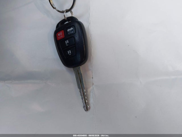 45304805 :رقم المزاد ، 4T1BF1FK1DU241422 vin ، 2013 Toyota Camry Se مزاد بيع