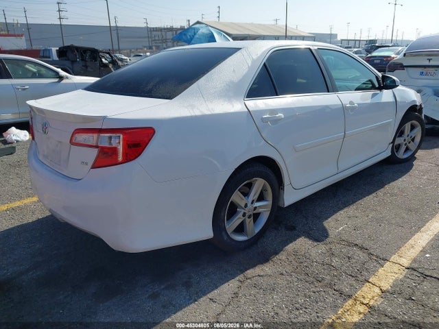 45304805 :رقم المزاد ، 4T1BF1FK1DU241422 vin ، 2013 Toyota Camry Se مزاد بيع