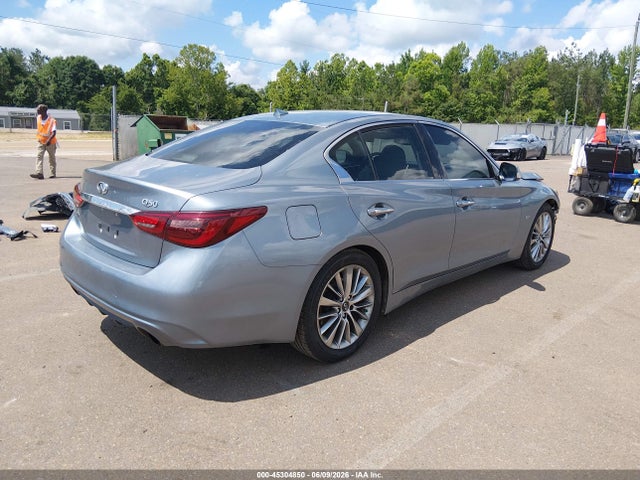 JN1EV7AP2JM358211 Infiniti Q50 3.0t Luxe
