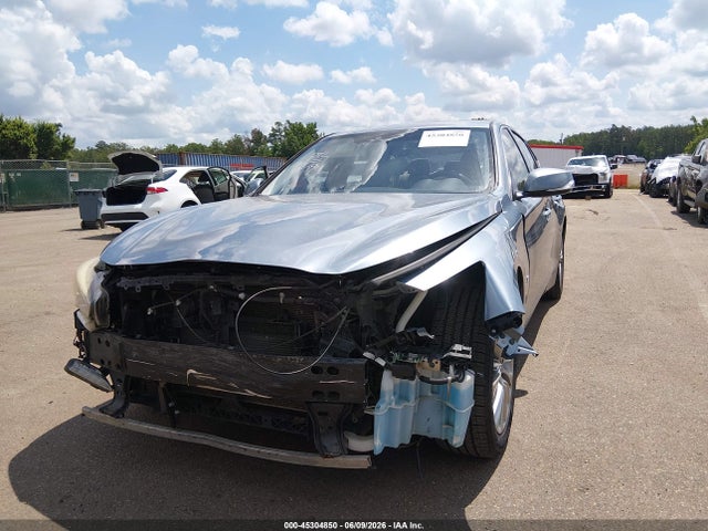 JN1EV7AP2JM358211 Infiniti Q50 3.0t Luxe