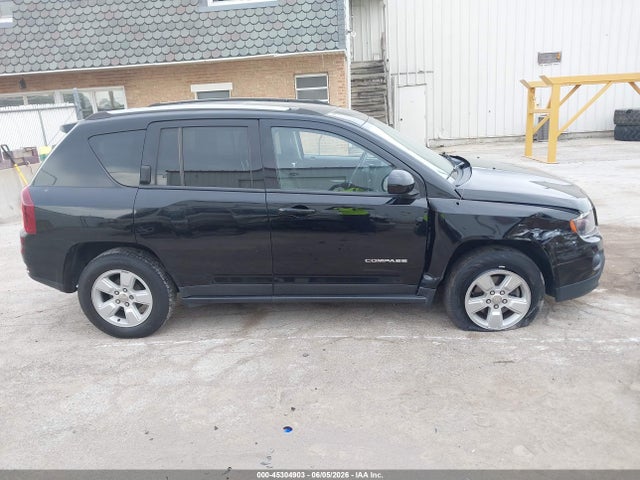 Продаж на аукціоні авто 2017 Jeep Compass Latitude Fwd, vin: 1C4NJCEA7HD115995, номер лоту: 45304903