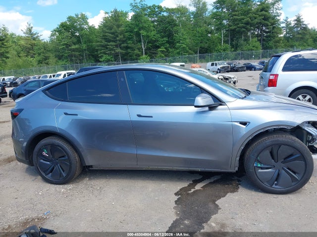 Продаж на аукціоні авто 2026 Tesla Model Y All-wheel Drive/long Range Launch Series/premium All-wheel Drive, vin: 7SAYGDEE4TA670456, номер лоту: 45304904