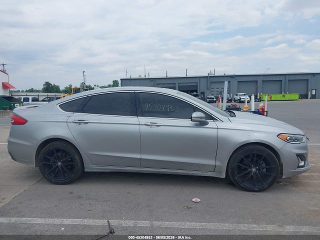 45304953 :رقم المزاد ، 3FA6P0D96LR151823 vin ، 2020 Ford Fusion Titanium مزاد بيع