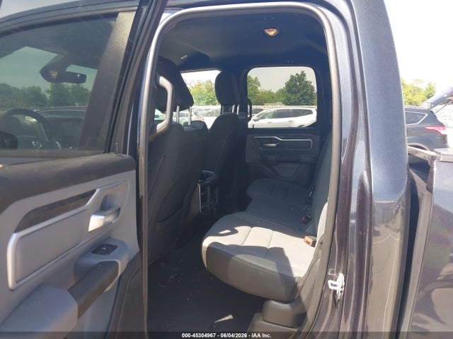1C6SRFBT4MN559608 RAM 1500 Big Horn 4x4 6&#039;4 Box