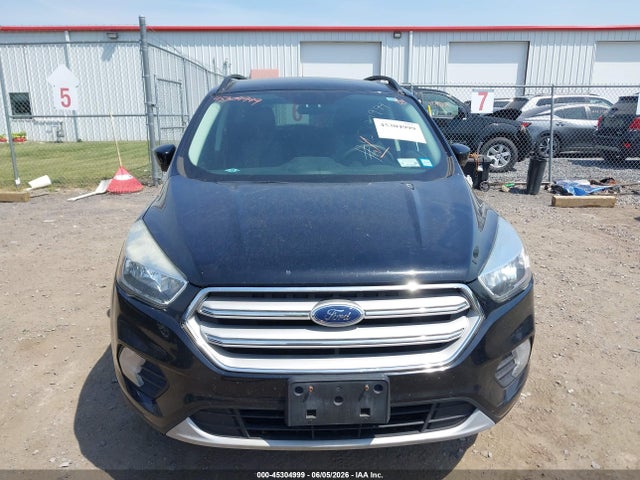 45304999 :رقم المزاد ، 1FMCU9GD3JUB46400 vin ، 2018 Ford Escape Se مزاد بيع