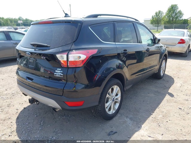 45304999 :رقم المزاد ، 1FMCU9GD3JUB46400 vin ، 2018 Ford Escape Se مزاد بيع