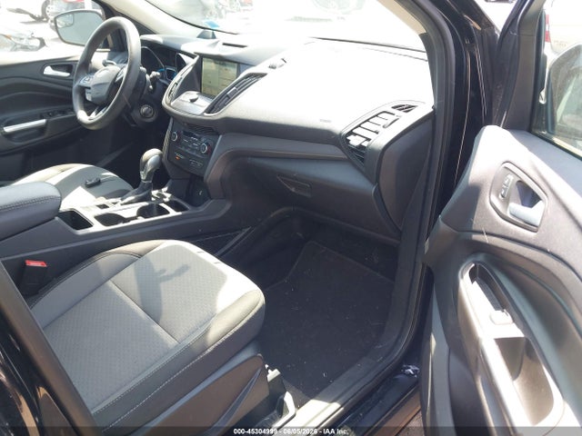 45304999 :رقم المزاد ، 1FMCU9GD3JUB46400 vin ، 2018 Ford Escape Se مزاد بيع