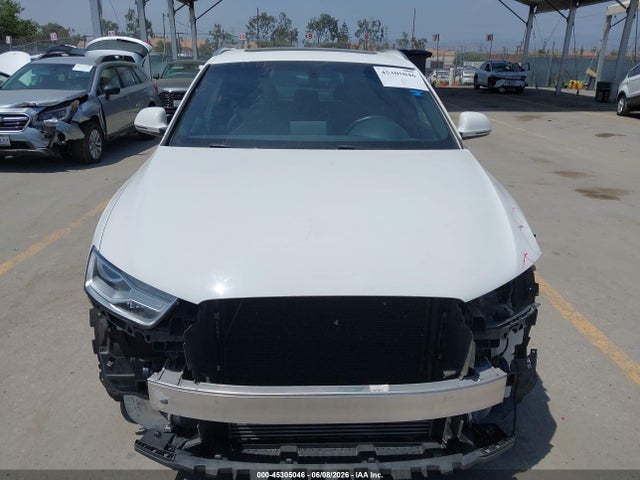45305046 :رقم المزاد ، WA1ECCFS5JR010294 vin ، 2018 Audi Q3 2.0t Premium/2.0t Sport Premium مزاد بيع