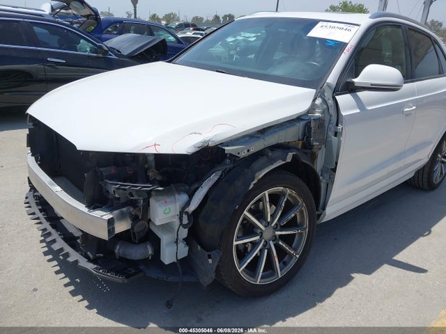 45305046 :رقم المزاد ، WA1ECCFS5JR010294 vin ، 2018 Audi Q3 2.0t Premium/2.0t Sport Premium مزاد بيع