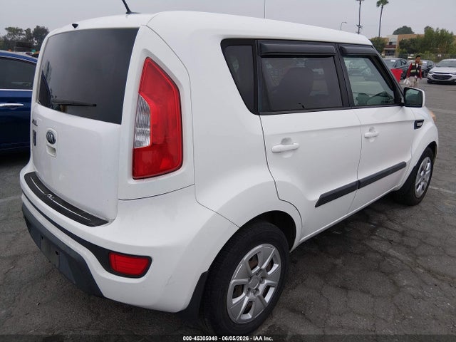 45305048 :رقم المزاد ، KNDJT2A53D7754928 vin ، 2013 Kia Soul مزاد بيع