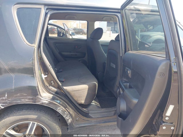 Auction sale of the 2010 Kia Soul +, vin: KNDJT2A26A7175837, lot number: 45305085