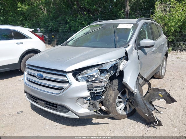45305136 :رقم المزاد ، 1FMCU0HD4KUB47230 vin ، 2019 Ford Escape Sel مزاد بيع
