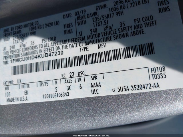 45305136 :رقم المزاد ، 1FMCU0HD4KUB47230 vin ، 2019 Ford Escape Sel مزاد بيع