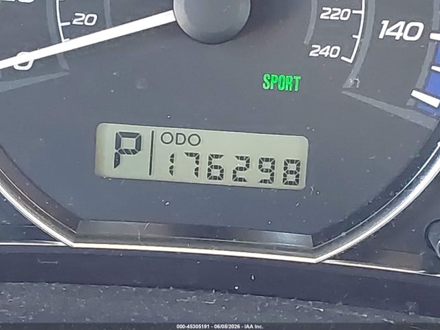 45305191 :رقم المزاد ، JF2SHABC0BH710620 vin ، 2011 Subaru Forester 2.5x مزاد بيع