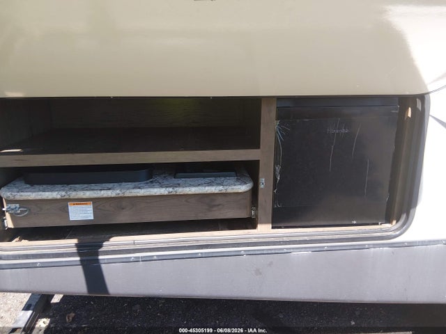 Keystone Rv Passport 2018 4YDT26726JD416790 Image 18