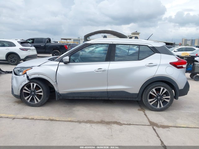 3N1CP5CU2JL497905 Nissan KICKS SV